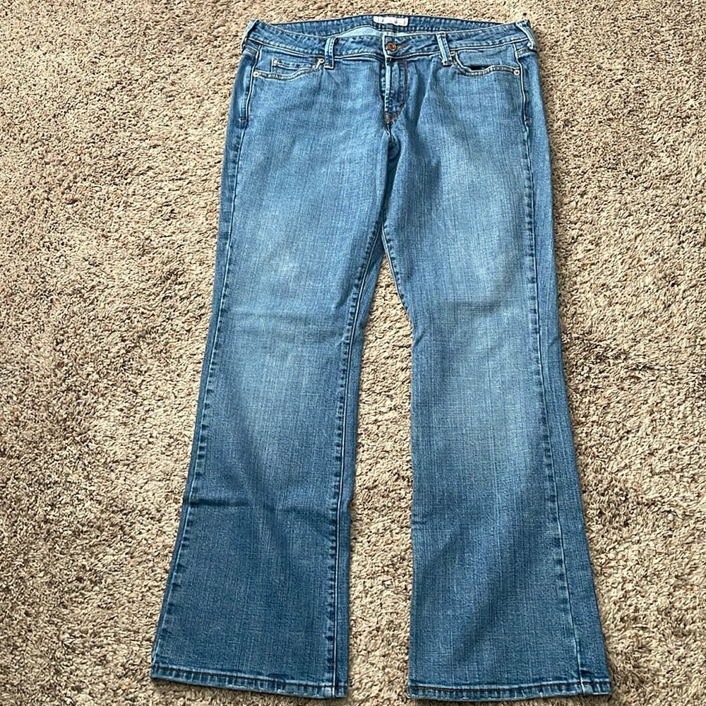 Levi’s Low Bootcut 545 Size: 14 Medium